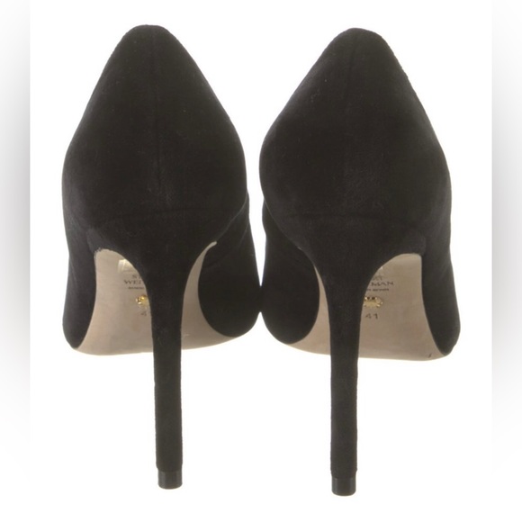 Stuart Weitzman velvet pumps. New. - Picture 4 of 6